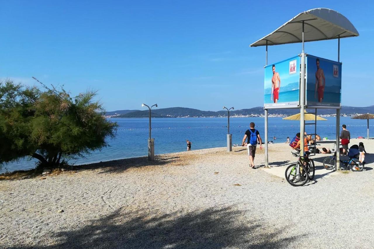 Family Friendly Apartments With A Swimming Pool Zadar - 18098 Εξωτερικό φωτογραφία