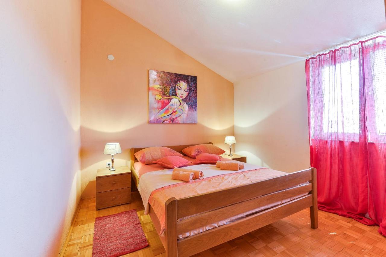 Family Friendly Apartments With A Swimming Pool Zadar - 18098 Εξωτερικό φωτογραφία