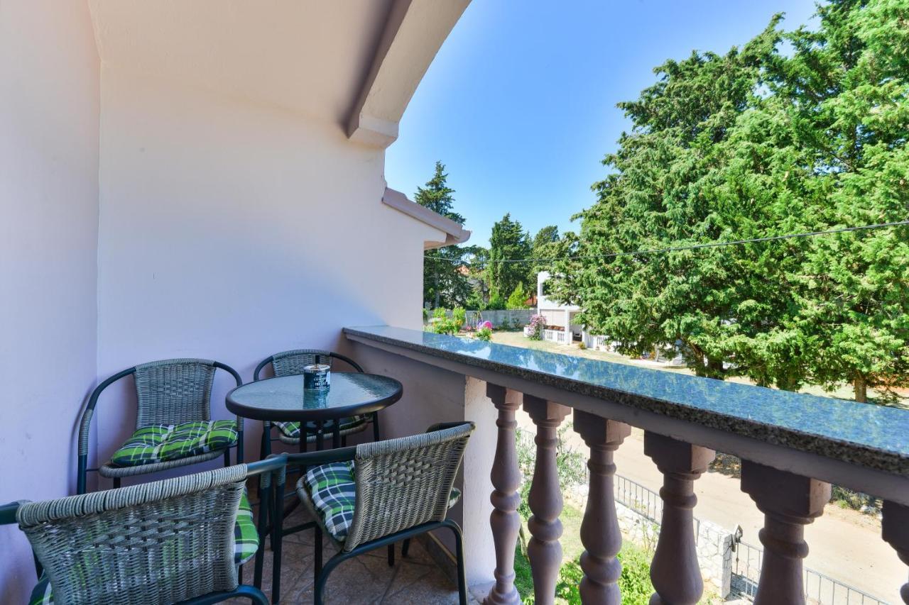 Family Friendly Apartments With A Swimming Pool Zadar - 18098 Εξωτερικό φωτογραφία